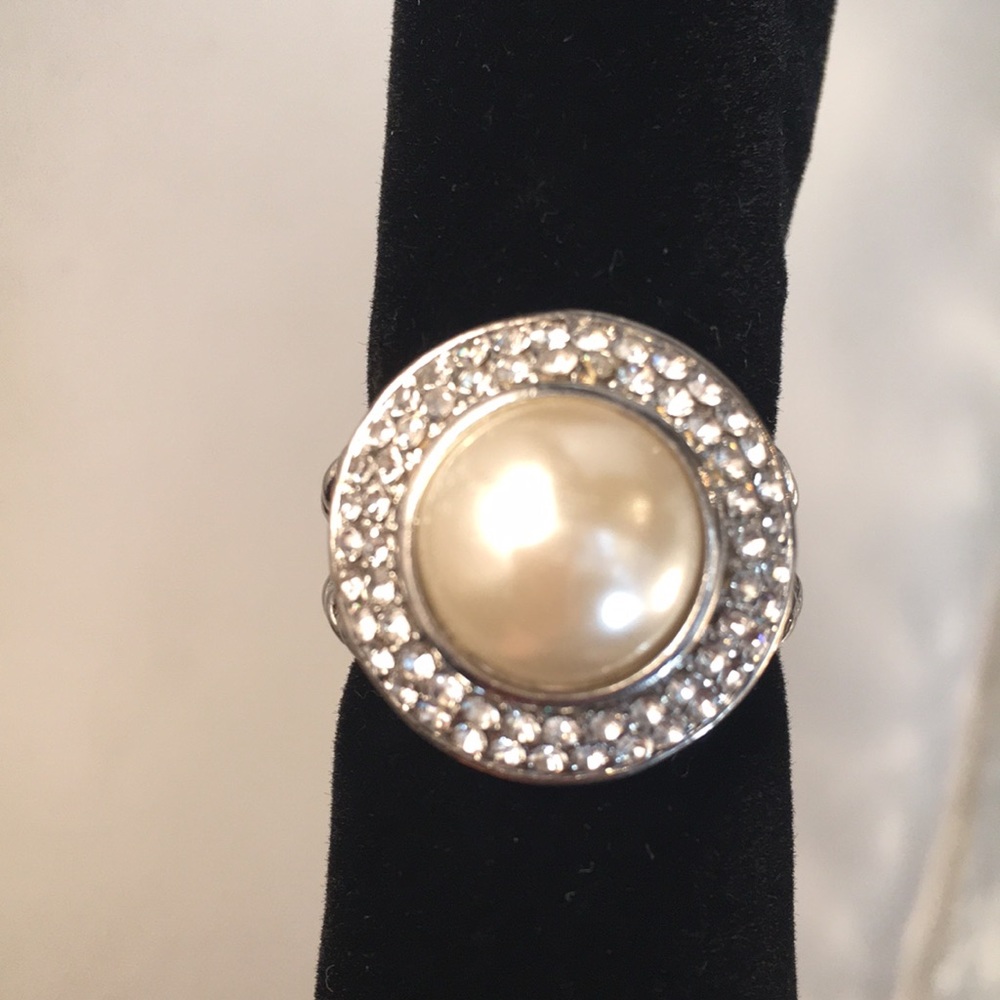 Gorgeous Faux pearl With white rhinestones - Picture 5 of 5